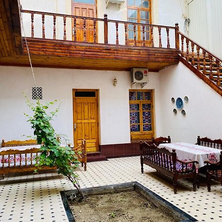 Antique Hotel In Old Town Buchara Exteriör bild